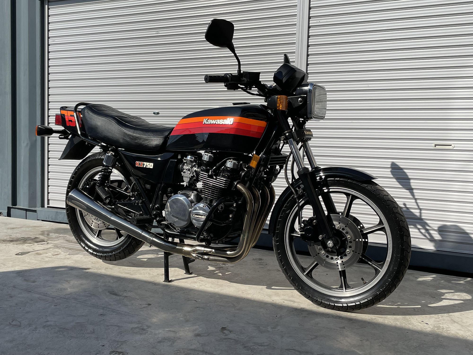 DIRECTION FLY MOTORCYCLE VINTAGE 1983 KAWASAKI KZ750L3 ビンテージ